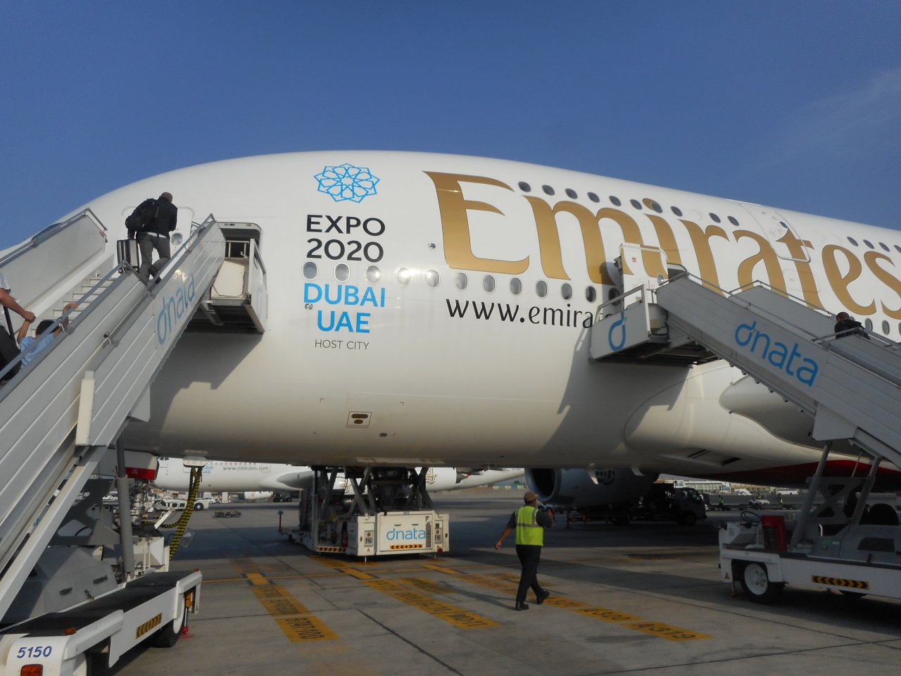 初めてのスペイン まずはバルセロナまで エミレーツ航空ビジネスクラスで ドバイ アラブ首長国連邦 の旅行記 ブログ By スーポンドイツさん フォートラベル