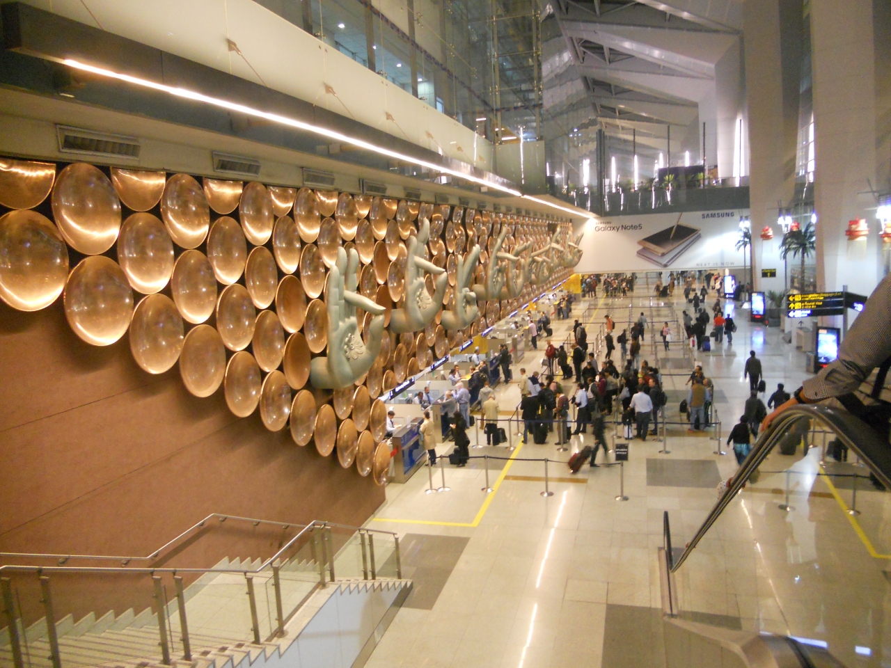 2015年インド旅行 1日目 準備 成田空港 デリー空港移動偏 デリー インド の旅行記 ブログ By Yukiさん フォートラベル
