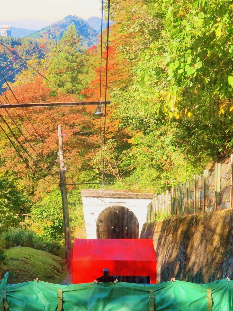 立山黒部アルペンルート-2 立山駅~美女平駅 ☆ケーブルカーは貨物輸送も