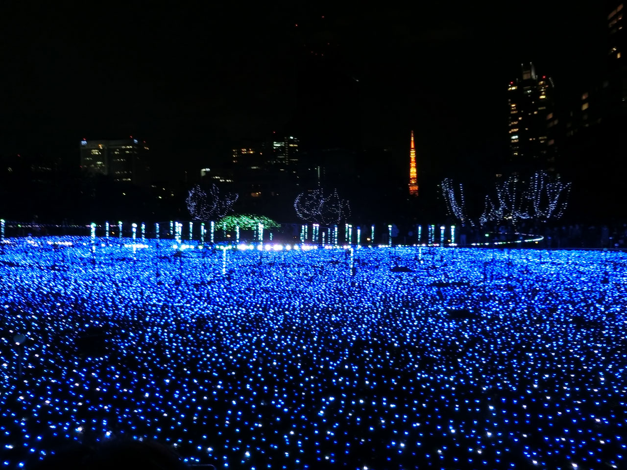 ニキサンファル展と東京ミッドタウンのイルミネーション 15年11月 六本木 東京 の旅行記 ブログ By Cyunさん フォートラベル ニキサンファル展と東京ミッドタウンのイルミネーション 15年11月 六本木 東京 の旅行記 ブログ By Cyunさん フォートラベル