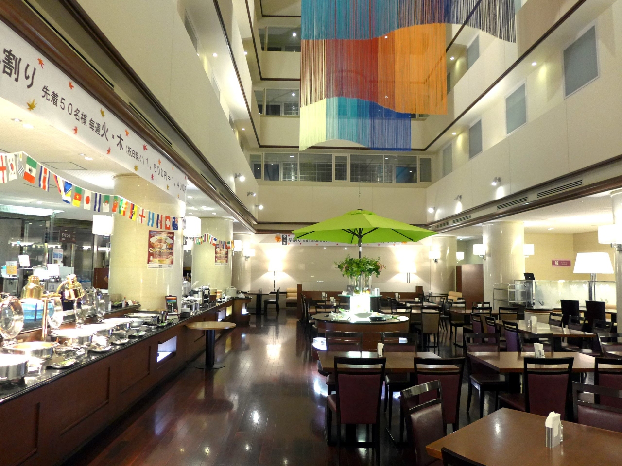０５ シルバーウィークの沖縄の世界遺産を巡る旅 東京第一ホテル那覇シティリゾート Restaurant Kafuka レストラン花風香 のバイキングのお料理 デザート 那覇 沖縄県 の旅行記 ブログ By ミシマさん フォートラベル