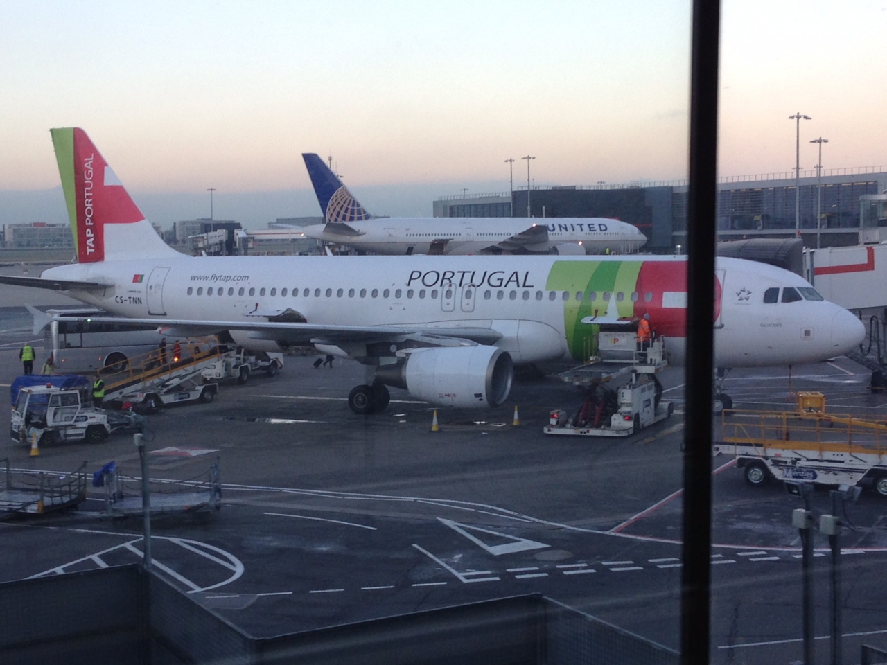 クリスマスにイージージェット大欠航 救ってくれたtapポルトガル航空搭乗記 リスボン ポルトガル の旅行記 ブログ By Dc10助さん フォートラベル