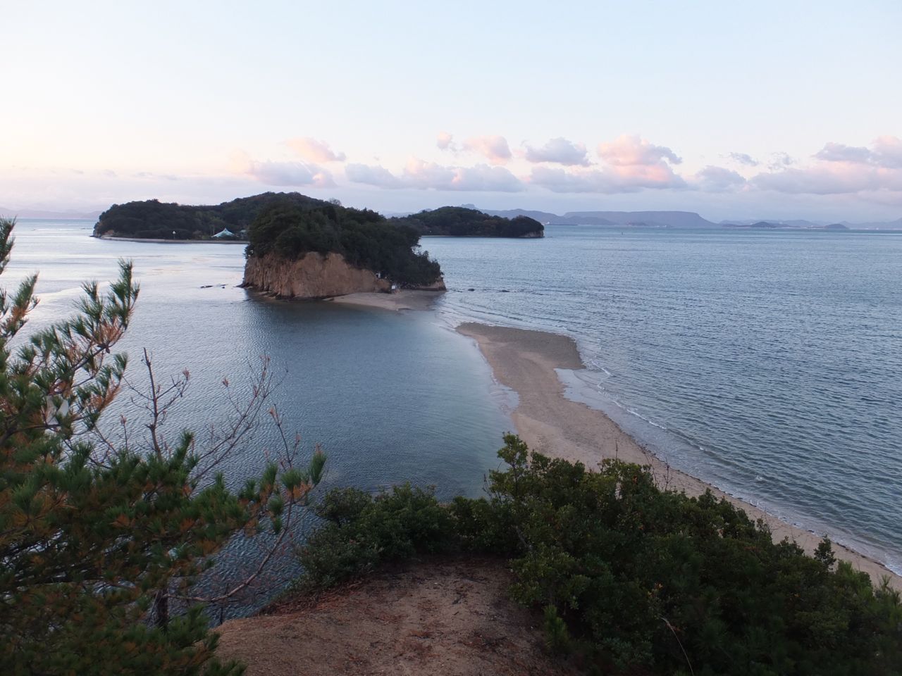 小豆島半日観光 エンジェルロードが消える瞬間 小豆島 香川県 の旅行記 ブログ By きゅういとせろりさん フォートラベル