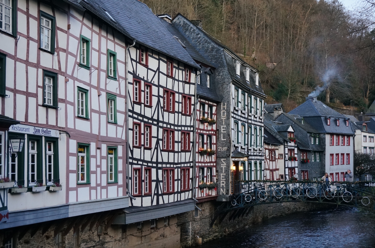 年末旅行15 フランス ドイツ オランダ 国境都市巡り アイフェルの真珠 美しいモンシャウの街 ノルトライン ヴェストファーレン州 ドイツ の旅行記 ブログ By Ippuniさん フォートラベル 年末旅行15 フランス ドイツ オランダ 国境都市巡り アイフェルの真珠 美しいモンシャウの街 ノルトライン ヴェストファーレン州 ドイツ の旅行記 ブログ By Ippuniさん フォートラベル