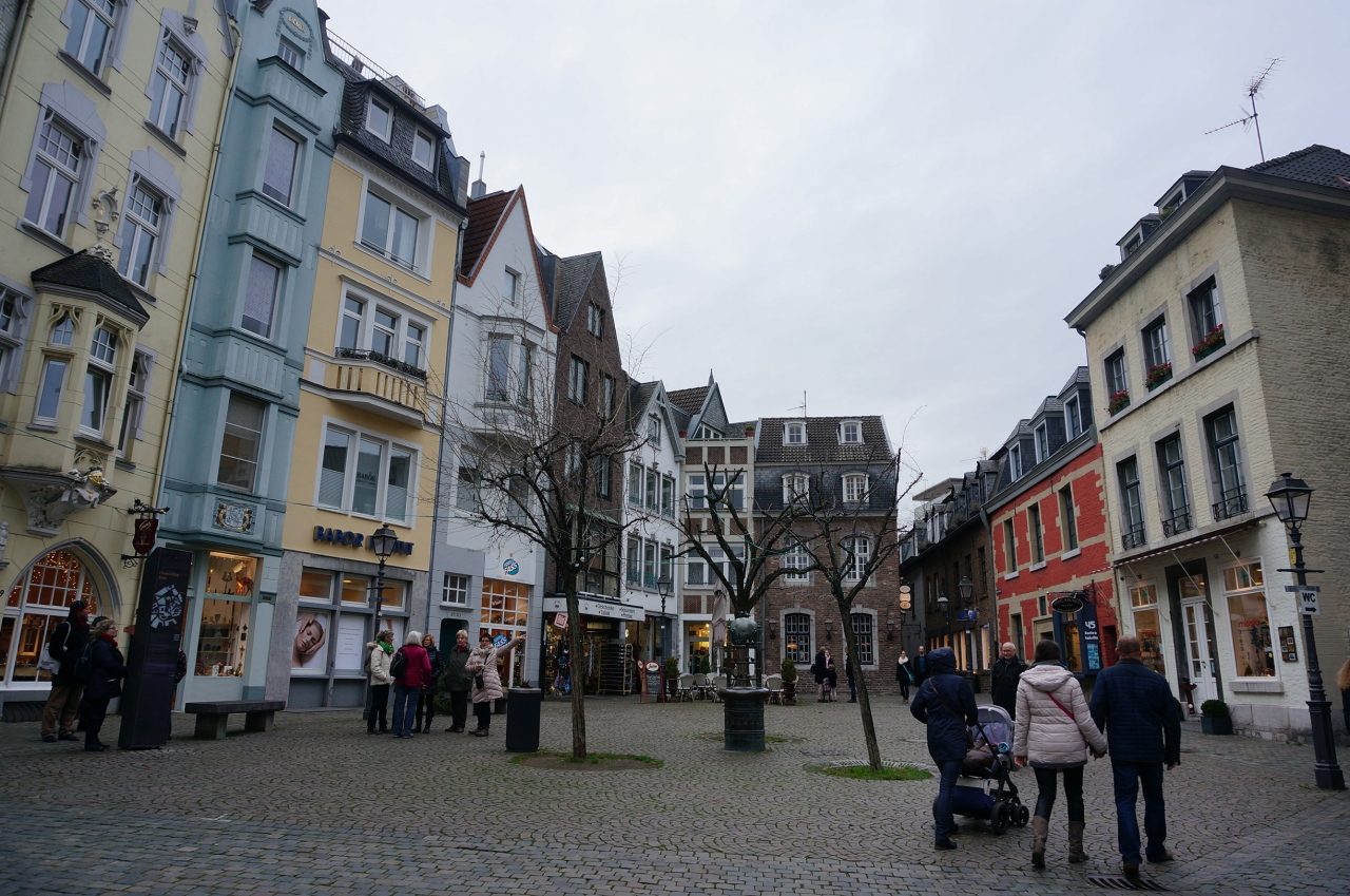年末旅行15 フランス ドイツ オランダ 国境都市巡り アーヘンの洗礼 アーヘン ドイツ の旅行記 ブログ By Ippuniさん フォートラベル