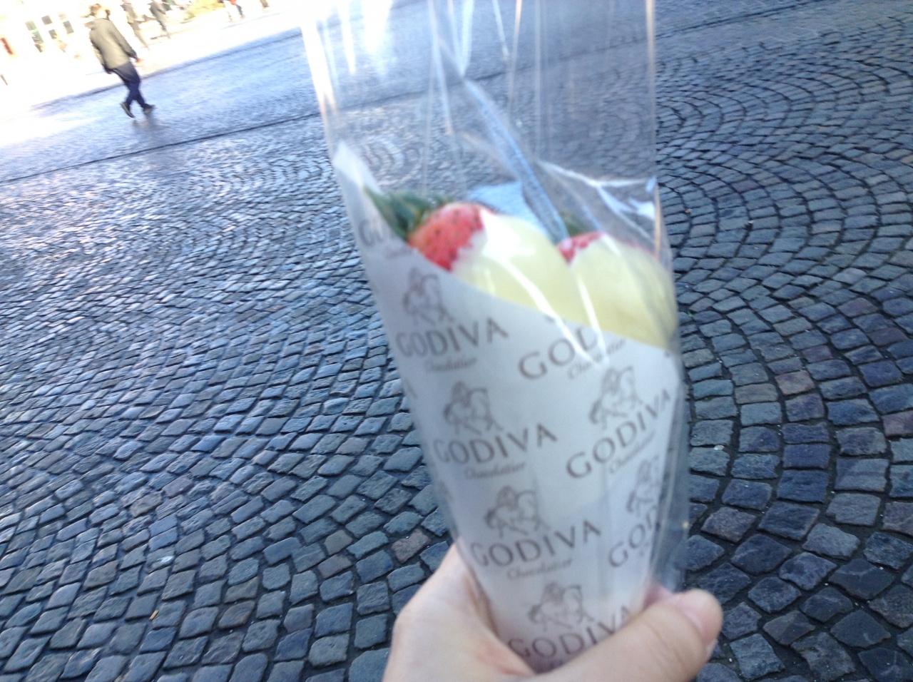 ベルギー オランダ旅行 水の都ブルージュ編 風情ある石畳とgodivaいちごチョコ ブルージュ ベルギー の旅行記 ブログ By Orangeroom4mikaさん フォートラベル ベルギー オランダ旅行 水の都ブルージュ編 風情ある石畳とgodivaいちごチョコ ブルージュ ベルギー の旅行記 ブログ By Orangeroom4mikaさん フォートラベル