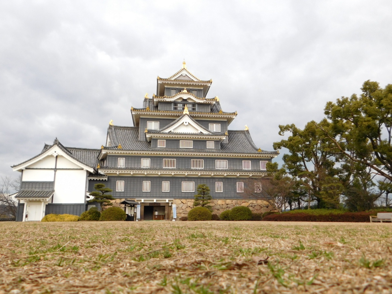後楽園 岡山城 土手下ビール 一日旅行 岡山市 岡山県 の旅行記 ブログ By B238さん フォートラベル