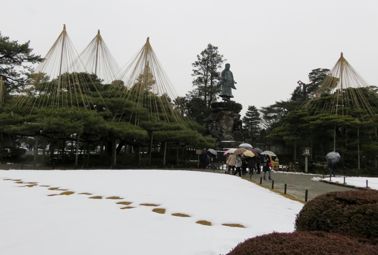 16早春 金沢と五箇山巡り 2月日 3 8 金沢 3 5 兼六園 福寿山 巣籠り松 播州松二世 手向けの松 芭蕉句碑 金沢 石川県 の旅行記 ブログ By 旅人のくまさんさん フォートラベル