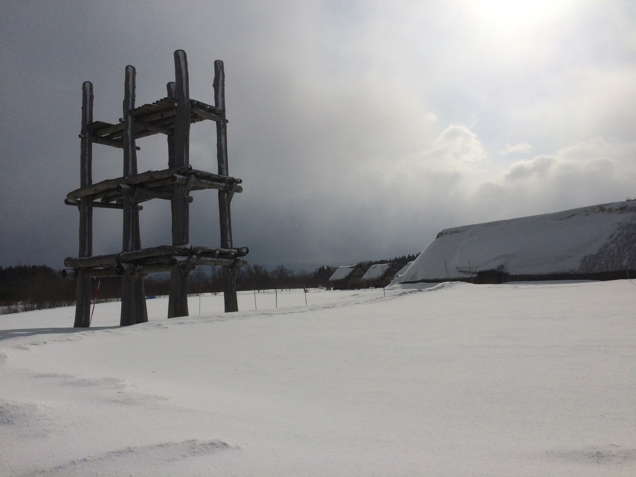 雪の三内丸山遺跡 青森市内 青森県 の旅行記 ブログ By Sunefulさん フォートラベル
