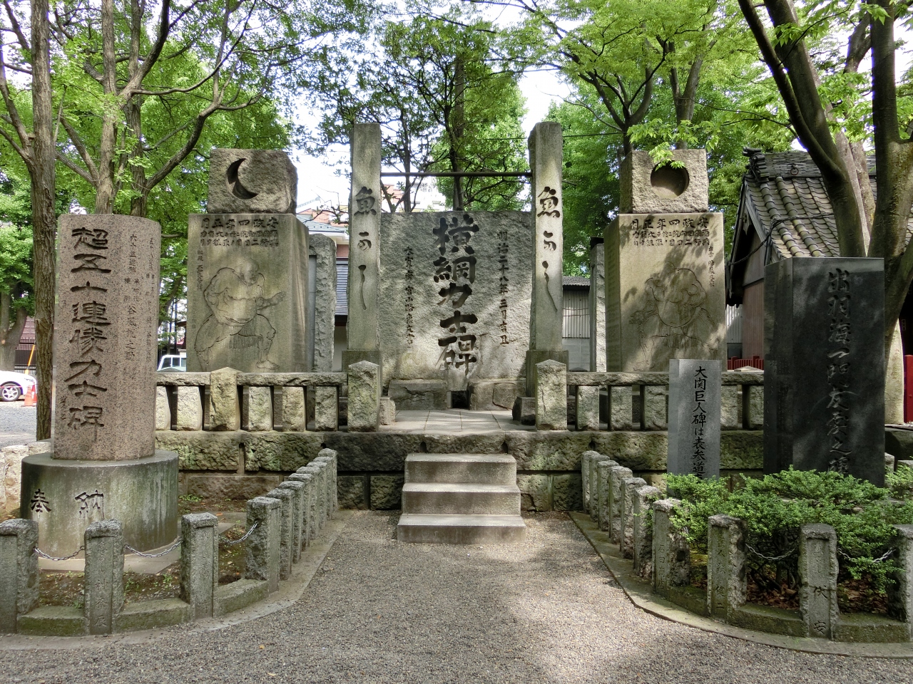 富岡八幡宮 横綱力士碑 門前仲町 東京 の旅行記 ブログ By 川上さん フォートラベル