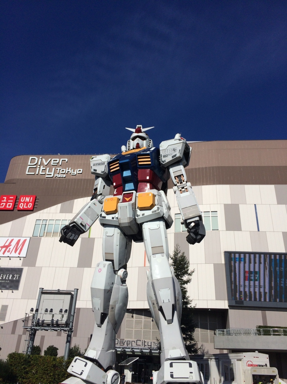 ディズニーの旅 3日目はガンダムと有名人と写真撮影 お台場 東京 の旅行記 ブログ By Kawataroさん フォートラベル ディズニーの旅 3日目はガンダムと有名人と写真撮影 お台場 東京 の旅行記 ブログ By Kawataroさん フォートラベル