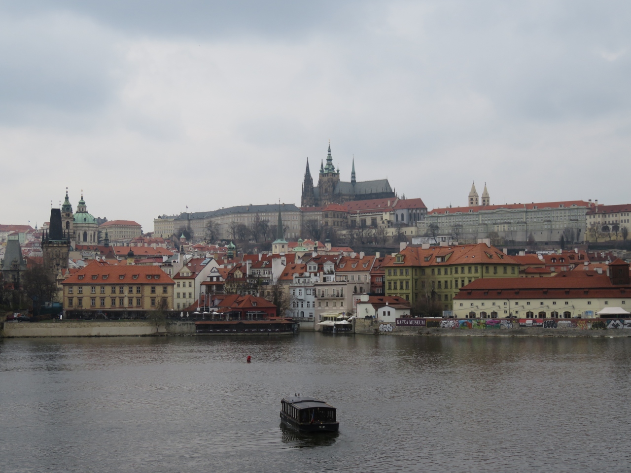 チェコとオーストリア７日間 ツアー１人参加 行って来ました その 出発から２日目午前まで プラハ市内観光 プラハ チェコ の旅行記 ブログ By うんのつきさん フォートラベル