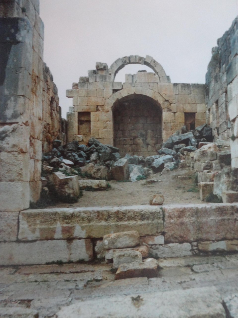Jordan 7 00年の時の彼方に 形あるものは滅びゆくのが命運か 永き眠りから目覚めたジェラシュ遺跡 ジェラシュ ヨルダン の旅行記 ブログ By ウェンディさん フォートラベル