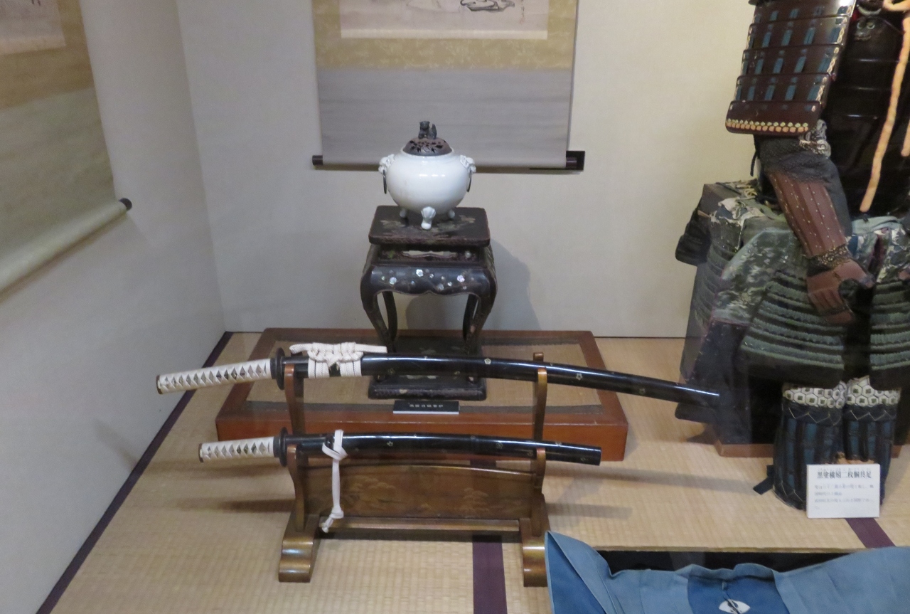 16春 奥羽の桜巡り 38 38 補遺 角館 青柳家展示品 2 2 刀剣 鏑矢 甲冑 陣笠 陣羽織 解体新書と小田野直武 角館 秋田県 の旅行記 ブログ By 旅人のくまさんさん フォートラベル 16春 奥羽の桜巡り 38 38 補遺 角館 青柳家展示品 2 2 刀剣 鏑矢 甲冑 陣笠 陣羽織 解体新書と小田野直武 角館 秋田県 の旅行記 ブログ By 旅人のくまさんさん フォートラベル