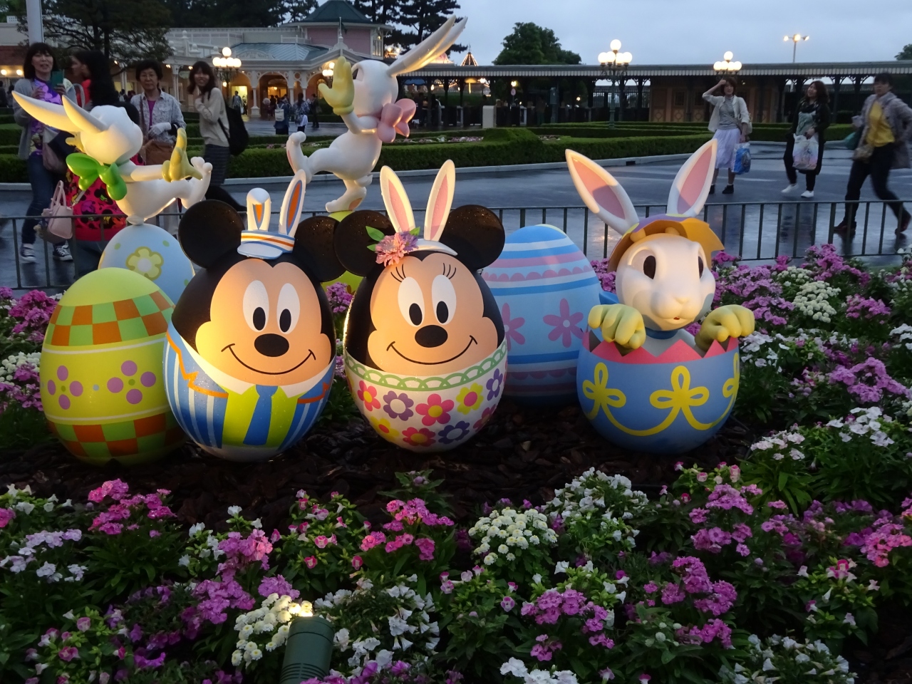 Tdrリゾート ハッピーイースター 旦那と二人で 1日目tdl 東京ディズニーリゾート 千葉県 の旅行記 ブログ By 瑠璃音さん フォートラベル