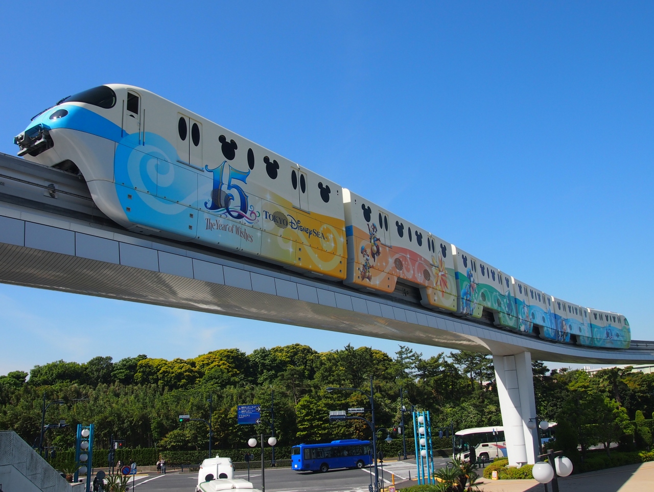 ディズニーシー入園前 姉が舞浜に来る時間までディズニーリゾートライナーを楽しみました 東京ディズニーリゾート 千葉県 の旅行記 ブログ By かおニャンさん フォートラベル