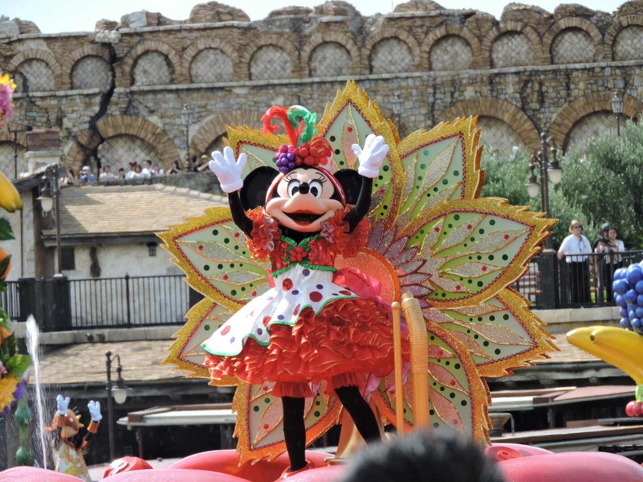 ディズニー夏祭りと新しく始まったショー アウトオブシャドウランド を観に 東京ディズニーリゾート 千葉県 の旅行記 ブログ By きゅるんさん フォートラベル