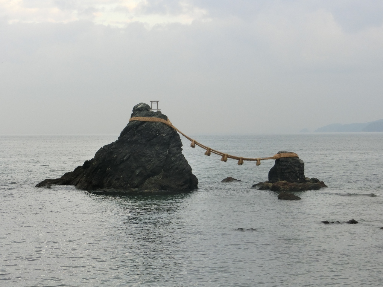 夫婦岩 伊勢市 二見浦 三重県 の旅行記 ブログ By 川上さん フォートラベル 夫婦岩 伊勢市 二見浦 三重県 の旅行記 ブログ By 川上さん フォートラベル