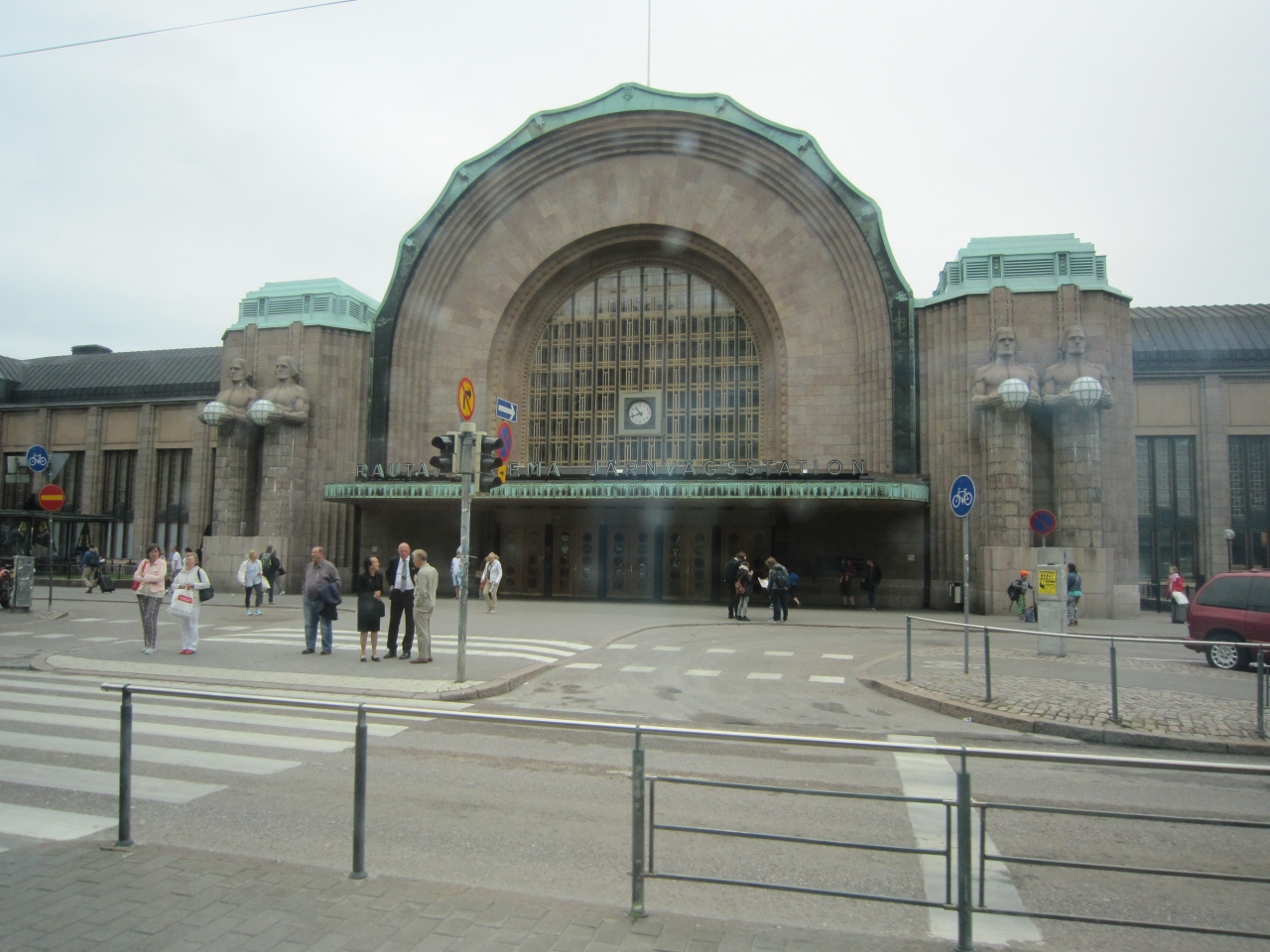 16年7月 フィンランド 1日目 空港 ヘルシンキ中央駅 トゥルク ヘルシンキ フィンランド の旅行記 ブログ By Ishiさん フォートラベル
