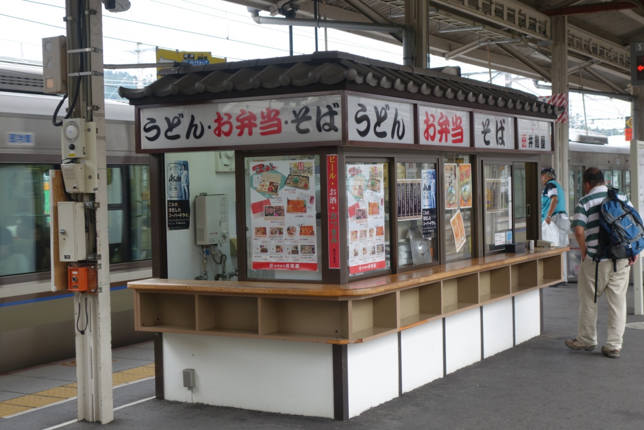 1608 青春18きっぷ 10回目 高山 かじ橋食堂さん イカ煮定食 美濃太田 岐阜 大垣 米原 駅のホームのオボロうどん 大阪心斎橋 米原 滋賀県 の旅行記 ブログ By Hhbさん フォートラベル