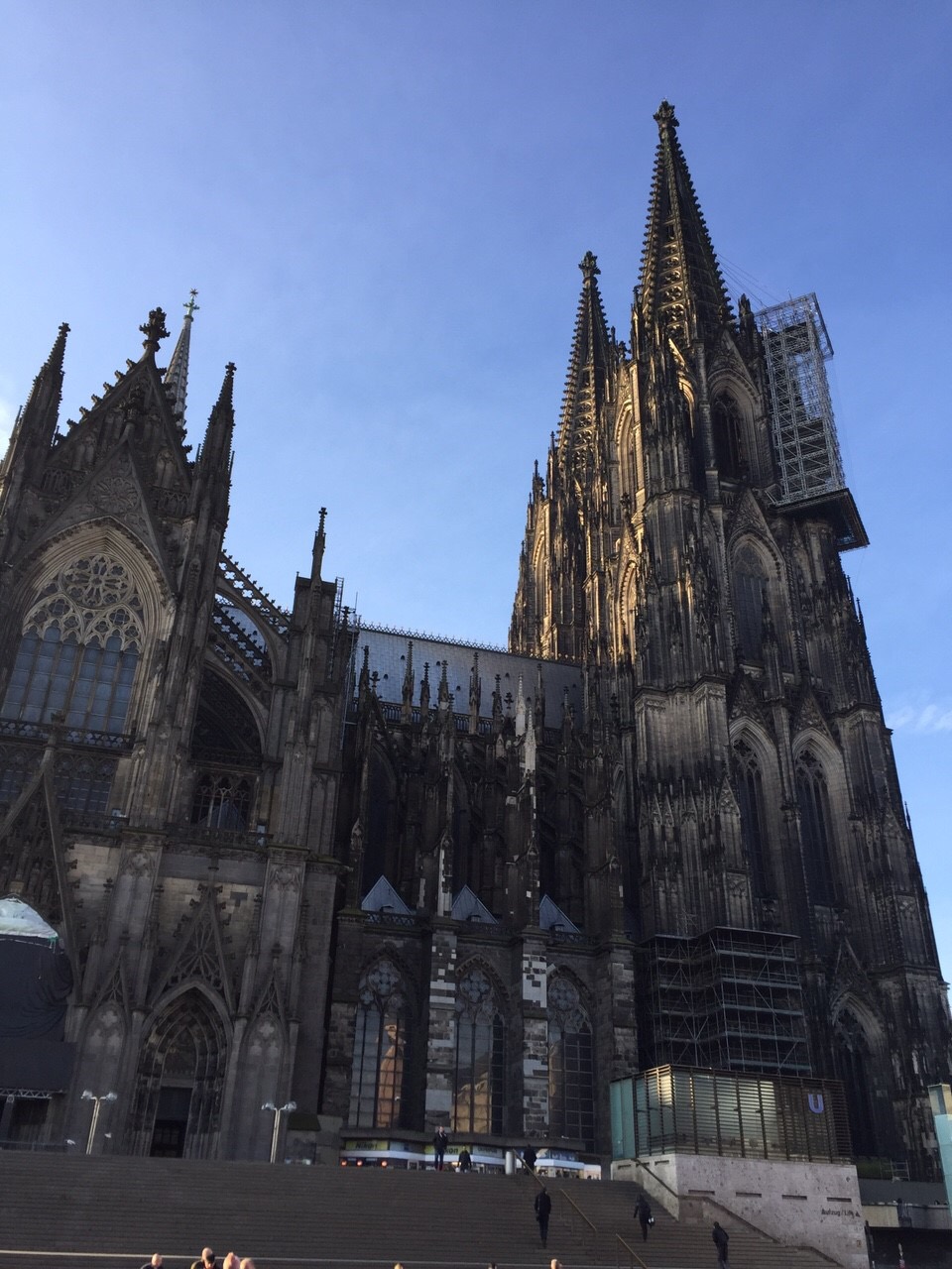 ドイツ 代 初海外 1人旅 ケルン 大聖堂 ケルン ドイツ の旅行記 ブログ By ぴー助さん フォートラベル ドイツ 代 初海外 1人旅 ケルン 大聖堂 ケルン ドイツ の旅行記 ブログ By ぴー助さん フォートラベル