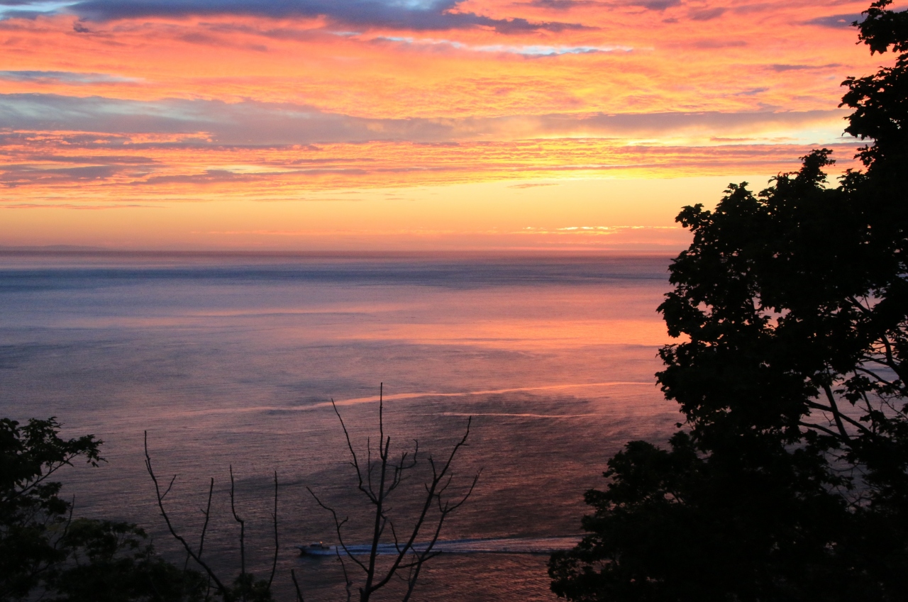 絶景と食を求めて夏の道東めぐり 5 知床の夕陽に感激 ウトロ 北海道 の旅行記 ブログ By クッシーさん フォートラベル 絶景と食を求めて夏の道東めぐり 5 知床の夕陽に感激 ウトロ 北海道 の旅行記 ブログ By クッシーさん フォートラベル