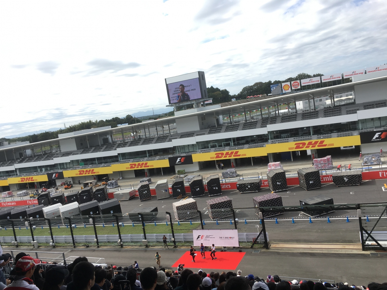16年10月 ｆ１日本ｇｐ 鈴鹿 月曜日 ｆ１ファンミーティング 鈴鹿 三重県 の旅行記 ブログ By たぁ坊さん フォートラベル