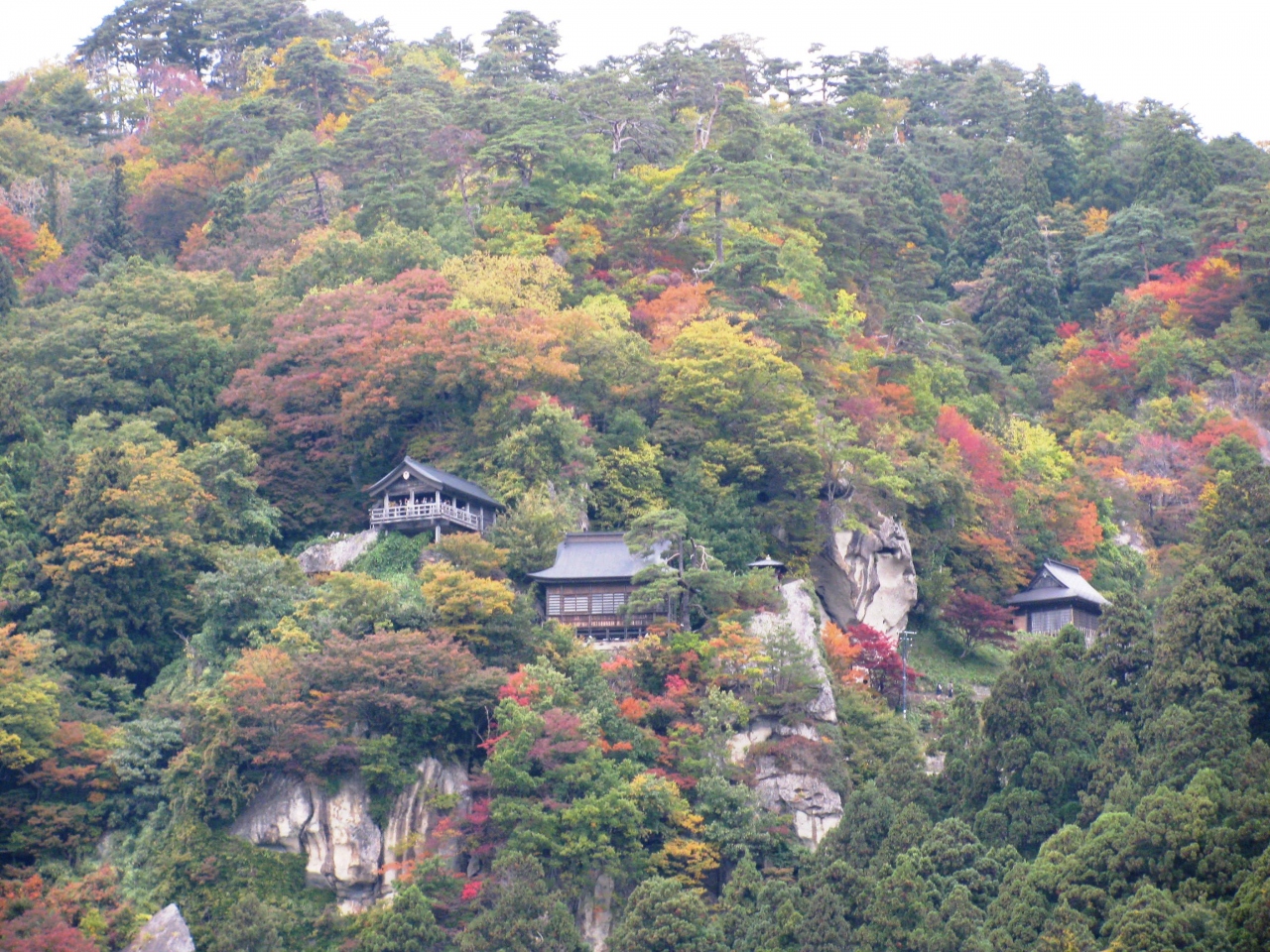 晴れおじさん 紅葉の山寺で抹茶 する 山形市 山形県 の旅行記 ブログ By アジア好きの晴れおじさんさん フォートラベル