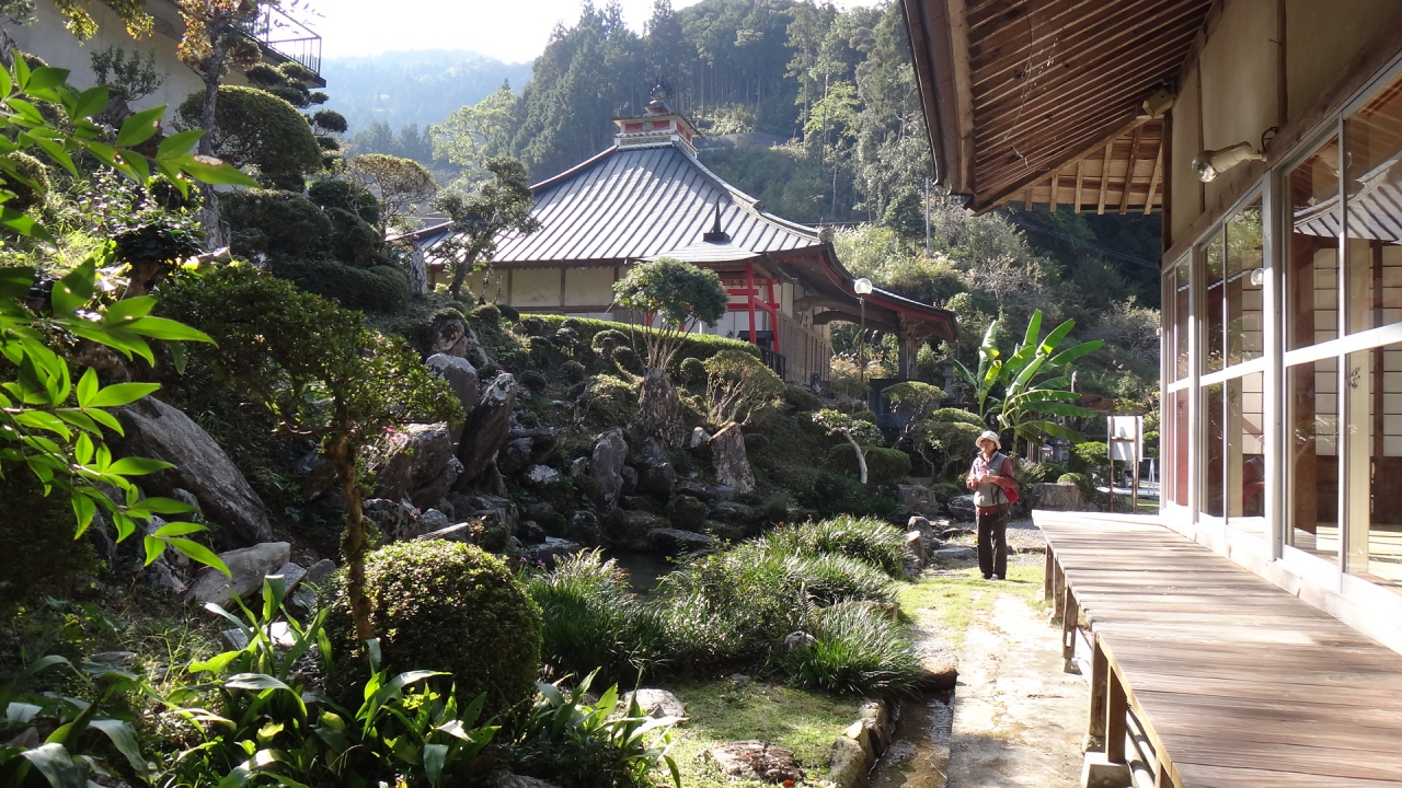 徳島県つるぎ町 多聞寺の庭と護摩祈祷 阿波池田 つるぎ 徳島県 の旅行記 ブログ By Tono2さん フォートラベル