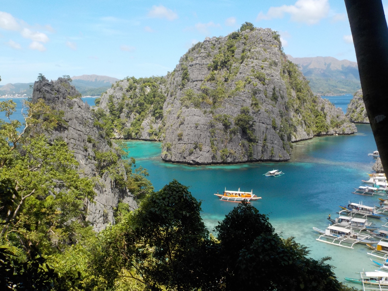 フィリピン最後の秘境コロン島に往復飛行機１８０００円で行ってきた 海好きなら行くべし その他の観光地 フィリピン の旅行記 ブログ By Surfmikさん フォートラベル