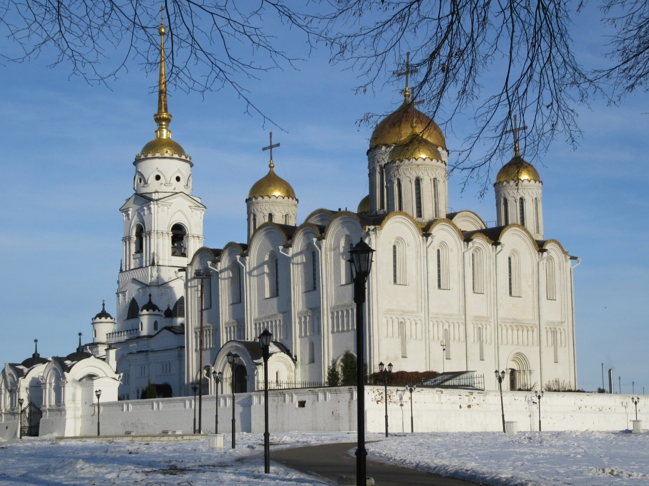 黄金の門とウスペンスキー大聖堂(ウラジーミル)