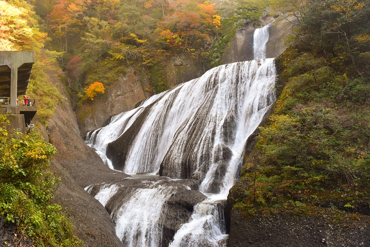日本三名瀑 袋田の滝 紅葉 茨城県の旅行記 ブログ By みやっちさん フォートラベル 日本三名瀑 袋田の滝 紅葉 茨城県の旅行記 ブログ By みやっちさん フォートラベル