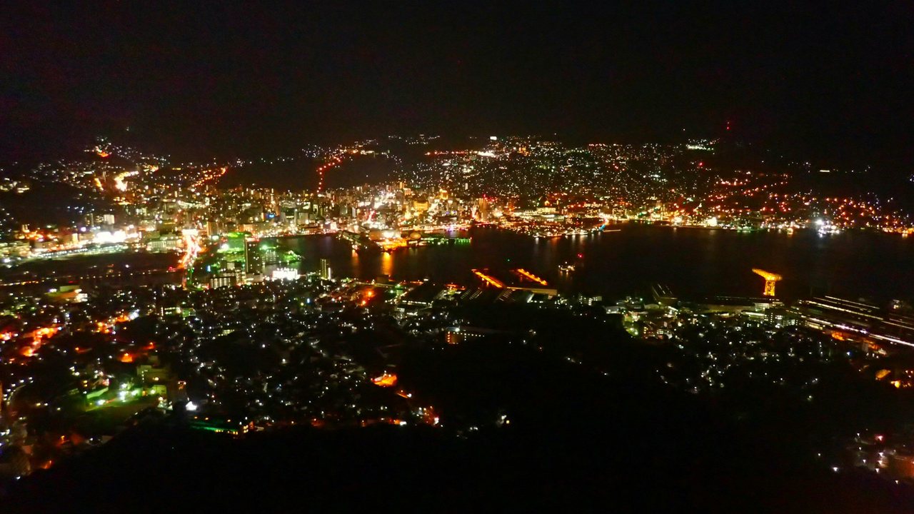 九州満喫きっぷ 2 グラバー園 稲佐山夜景 カステラ屋巡り 皿うどん 太麺 食べ歩き ご当地グルメを食べつくそう 長崎駅 長崎県の旅行記 ブログ By ナナとグーさん フォートラベル