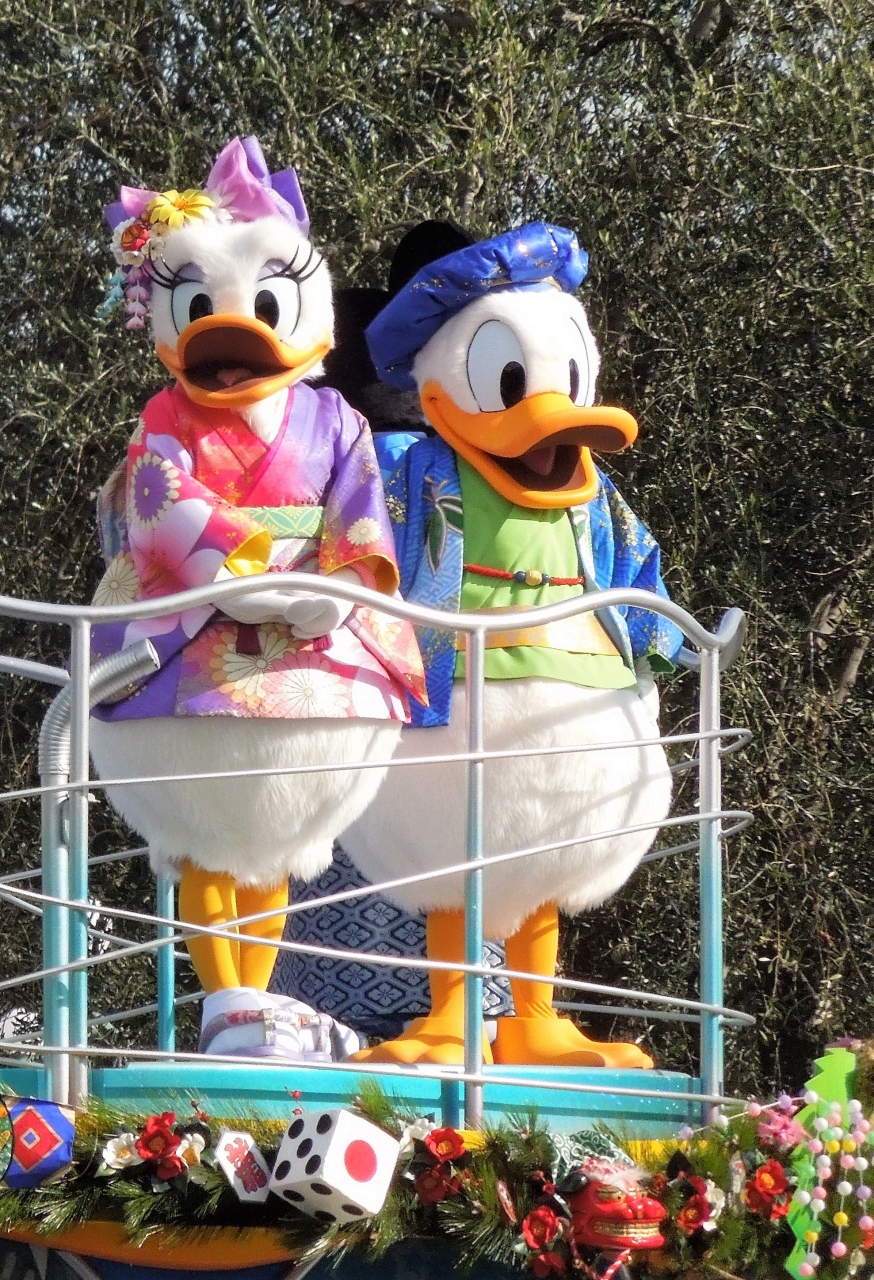 17年元旦 ディズニーリゾートのお正月を堪能 大阪人 ランド夕方 東京ディズニーリゾート 千葉県 の旅行記 ブログ By Dmnkさん フォートラベル