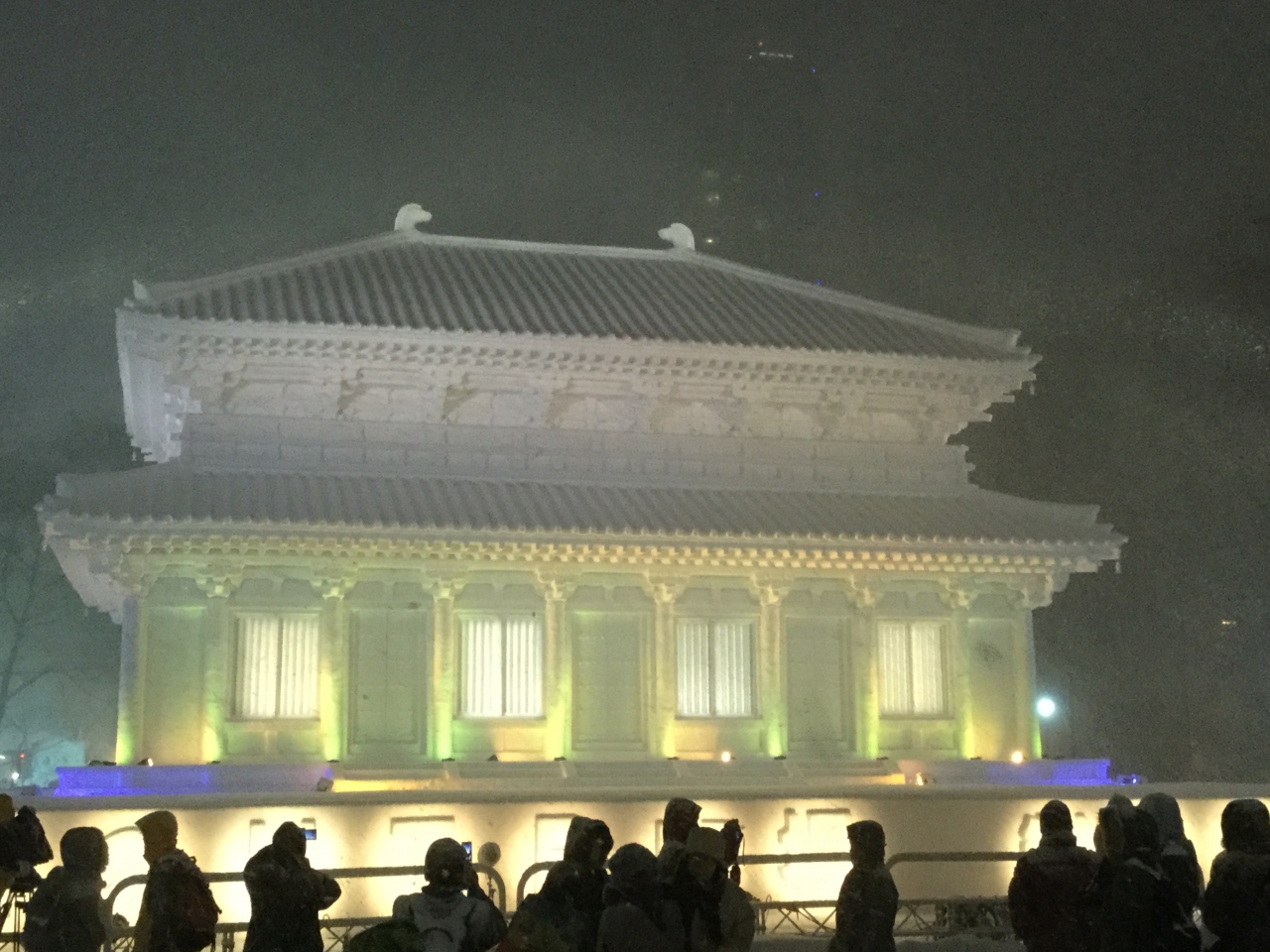 17年２月スターウオーズを見に雪祭り会場へ 札幌大通りミュンヘンクリスマス 市でドイツワイン試飲会新しいイルミネーションを見に 琴似創業30年老舗の清寿司お得なランチ スープカレー開拓 札幌 北海道 の旅行記 ブログ By Cacahさん フォートラベル