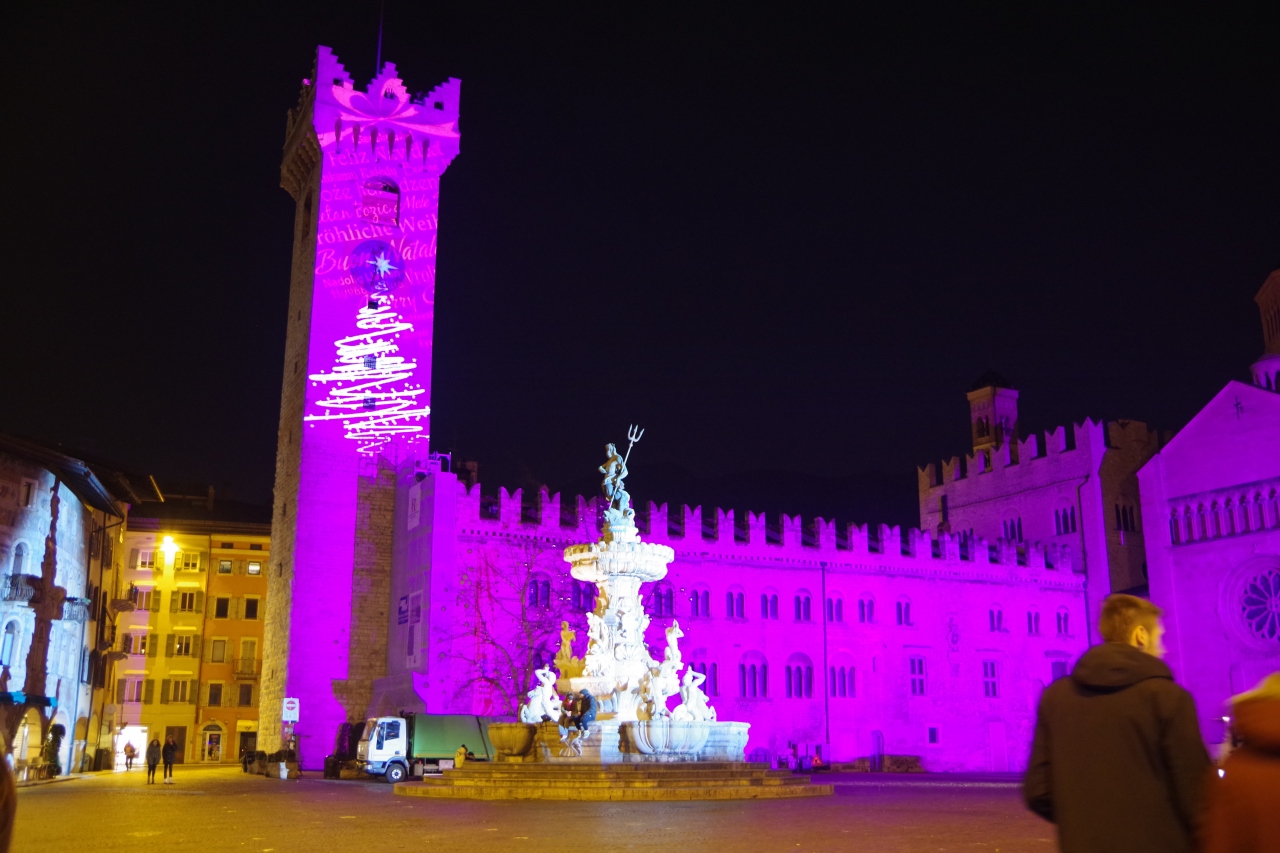 イタリア トレントのクリスマス 夜 ２０１６年１０か所のクリスマスマーケットの旅 １１ トレント イタリア の旅行記 ブログ By ミズ旅撮る人さん フォートラベル