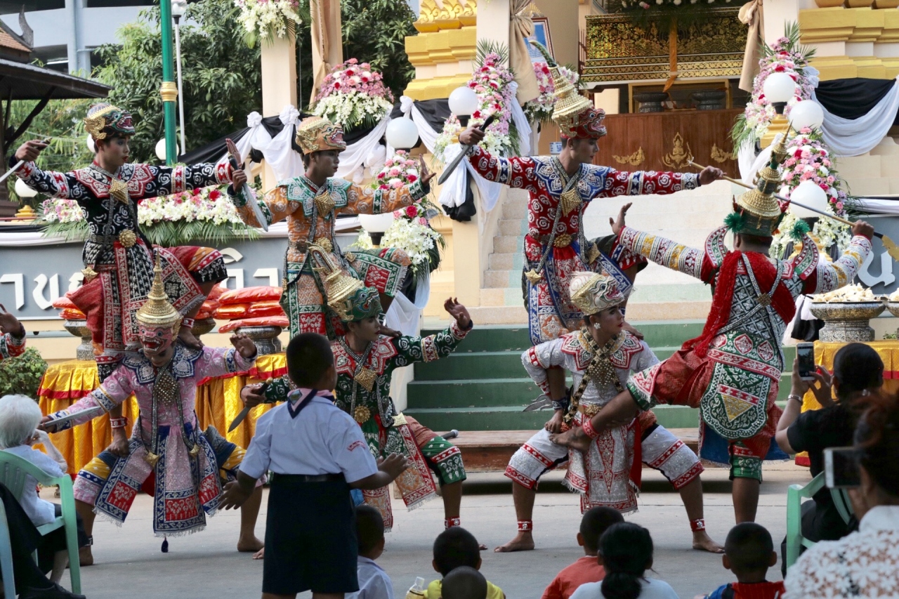タイのお葬式 バンコク タイ の旅行記 ブログ By 甚六さん フォートラベル