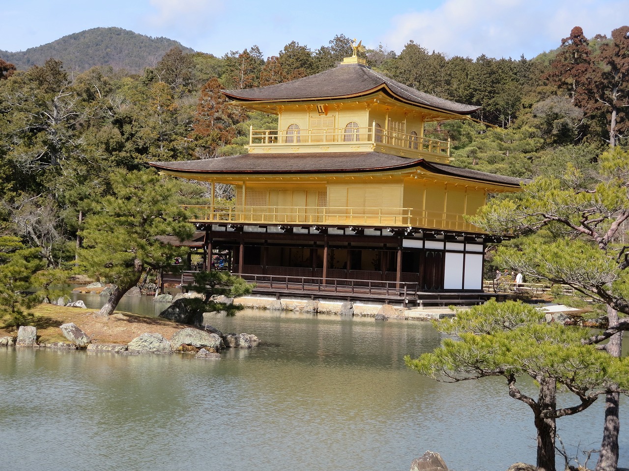 早春の京都ぶら歩き 梅花香る北野天満宮 金閣寺 銀閣寺 第6回京都マラソンに遭遇 嵐山 嵯峨野 太秦 桂 京都 の旅行記 ブログ By Donkyさん フォートラベル