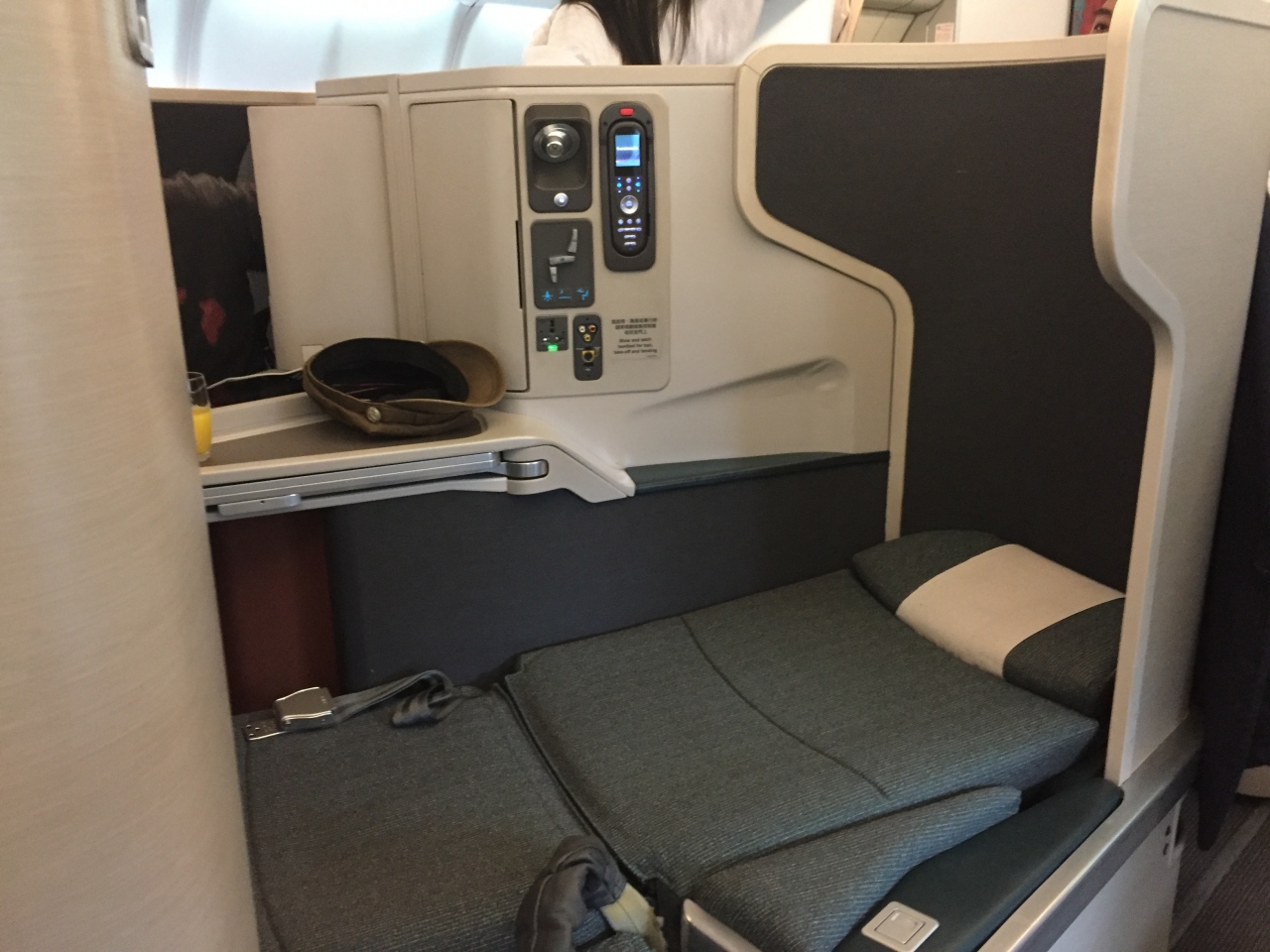 キャセイパシフィック航空 ビジネスクラスで行く第2弾 モルディブ ヘレンゲリ でシュノーケル三昧 出発編 北マーレ環礁 モルディブ の旅行記 ブログ By クロック マダムさん フォートラベル
