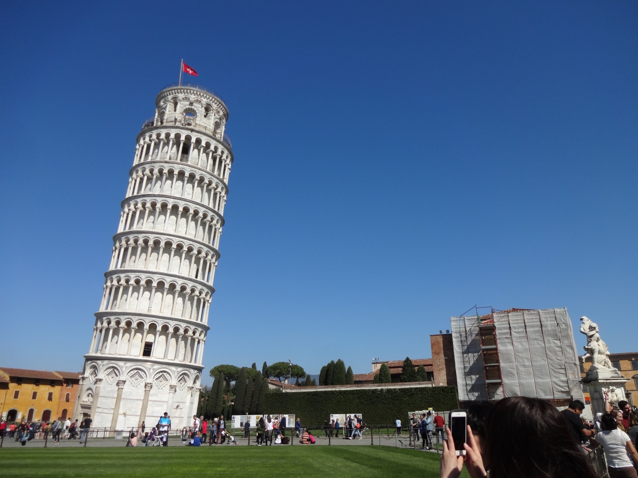 ピサの斜塔に登って傾きを体験 ピサ イタリア の旅行記 ブログ By みさおさん フォートラベル