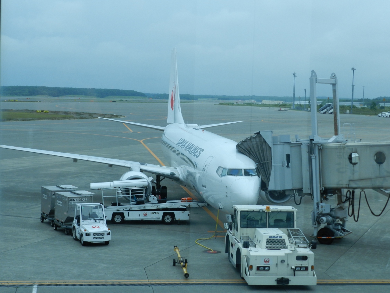 新千歳空港 帰路もjal便で 16初夏の爽やか北海道 湖沼と滝をめぐる旅 その１５ 最終章 千歳 新千歳空港 北海道 の旅行記 ブログ By Joecoolさん フォートラベル