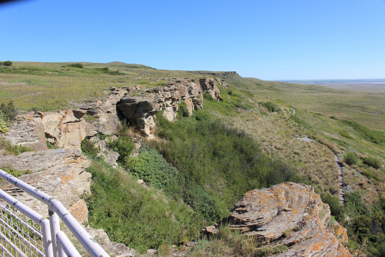 アメリカ３州 カナダ２州 国境沿いドライブの旅２週間２０１６ ４０ 世界遺産 Head Smashed In Buffalo Jump アルバータ州 カナダ の旅行記 ブログ By 森の番人さん フォートラベル