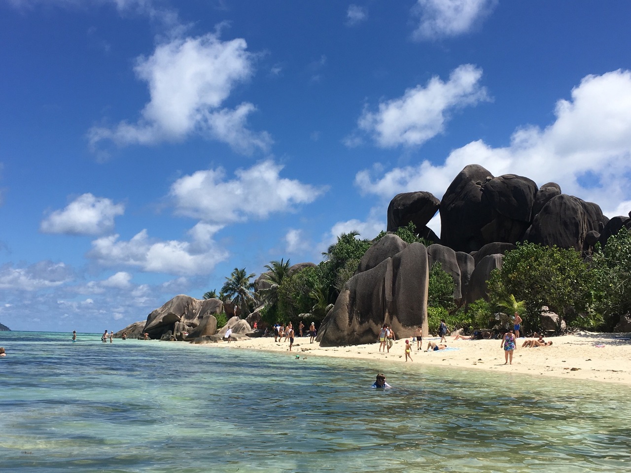 17 ビーチリゾートへ セーシェル編 3日目 セーシェルのベストビーチ ラディーク島 その他の都市 セーシェル の旅行記 ブログ By Natsuさん フォートラベル 17 ビーチリゾートへ セーシェル編 3日目 セーシェルのベストビーチ ラディーク島 その他の都市 セーシェル の旅行記 ブログ By Natsuさん フォートラベル