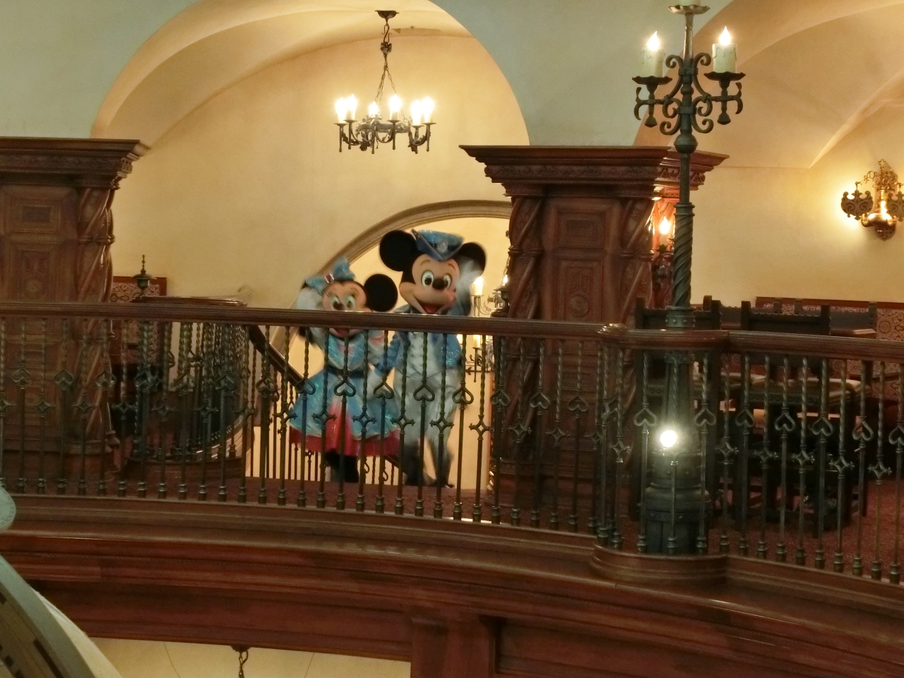 東京ディズニーシーの15周年アニバーサリー コスチュームのディズニーキャラクターと触れ合う2days 2日目 東京ディズニーリゾート 千葉県 の旅行記 ブログ By Match48さん フォートラベル 東京ディズニーシーの15周年アニバーサリー コスチュームのディズニーキャラクターと触れ合う2days 2日目 東京ディズニーリゾート 千葉県 の旅行記 ブログ By Match48さん フォートラベル