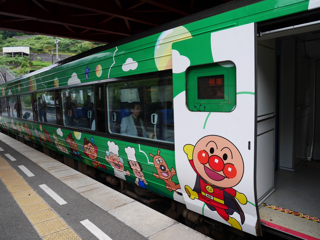 17初夏 アンパンマン列車三昧 四国デビュー６才 小１ 高松 香川県 の旅行記 ブログ By 涼丸さん フォートラベル