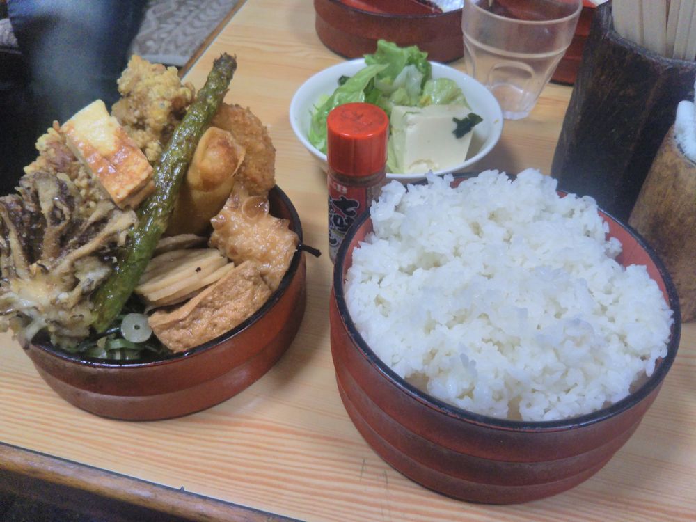 あやしいメニューを食べ歩き1705 秋葉原のデカ盛りの店 ごはん処あだち スパゲッティーのパンチョ 秋葉原 東京 秋葉原 東京 の旅行記 ブログ By たぬき２号さん フォートラベル