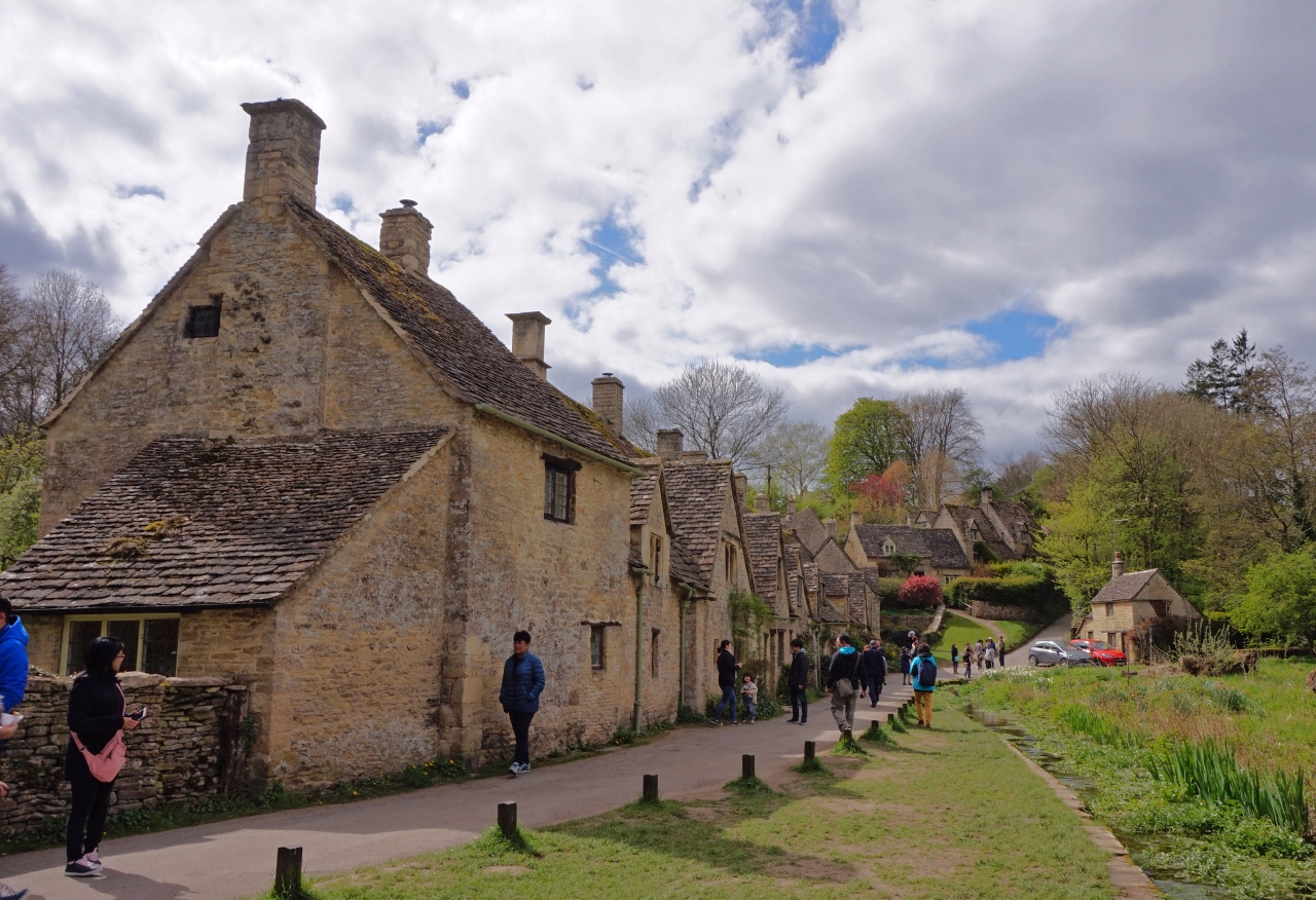 バスで巡るコッツウォルズ バイブリーとマームスベリーとサイレンセスター コッツウォルズ地方 イギリス の旅行記 ブログ By Youさん フォートラベル バスで巡るコッツウォルズ バイブリーとマームスベリーとサイレンセスター コッツウォルズ地方 イギリス の旅行記 ブログ By Youさん フォートラベル