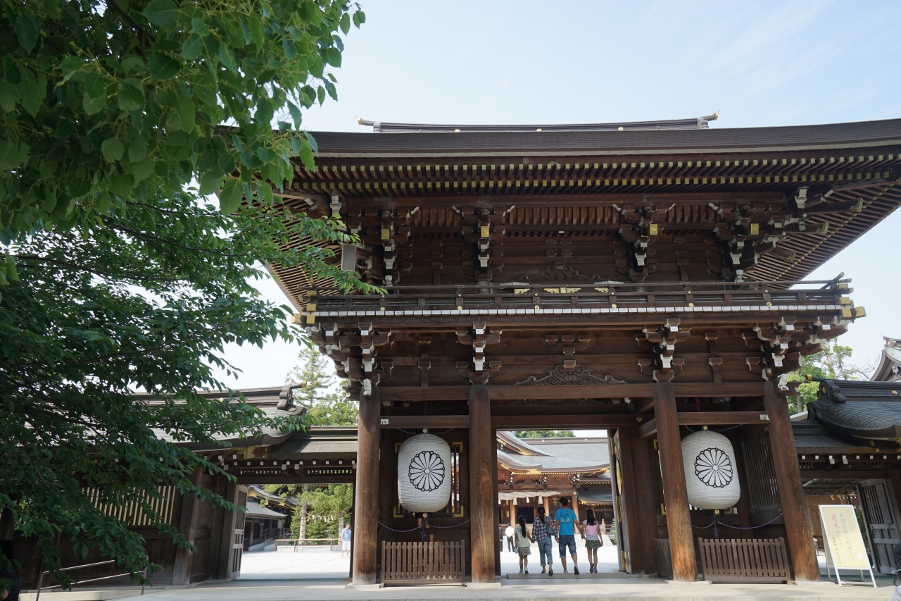 神社 初詣 寒川