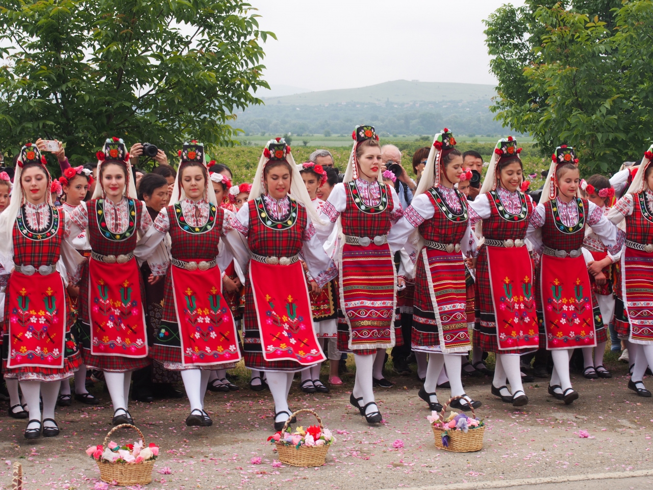 ブルガリア ルーマニア２３００km巡り旅 カザンラク バラ祭り カザンラク ブルガリア の旅行記 ブログ By A Kamoさん フォートラベル