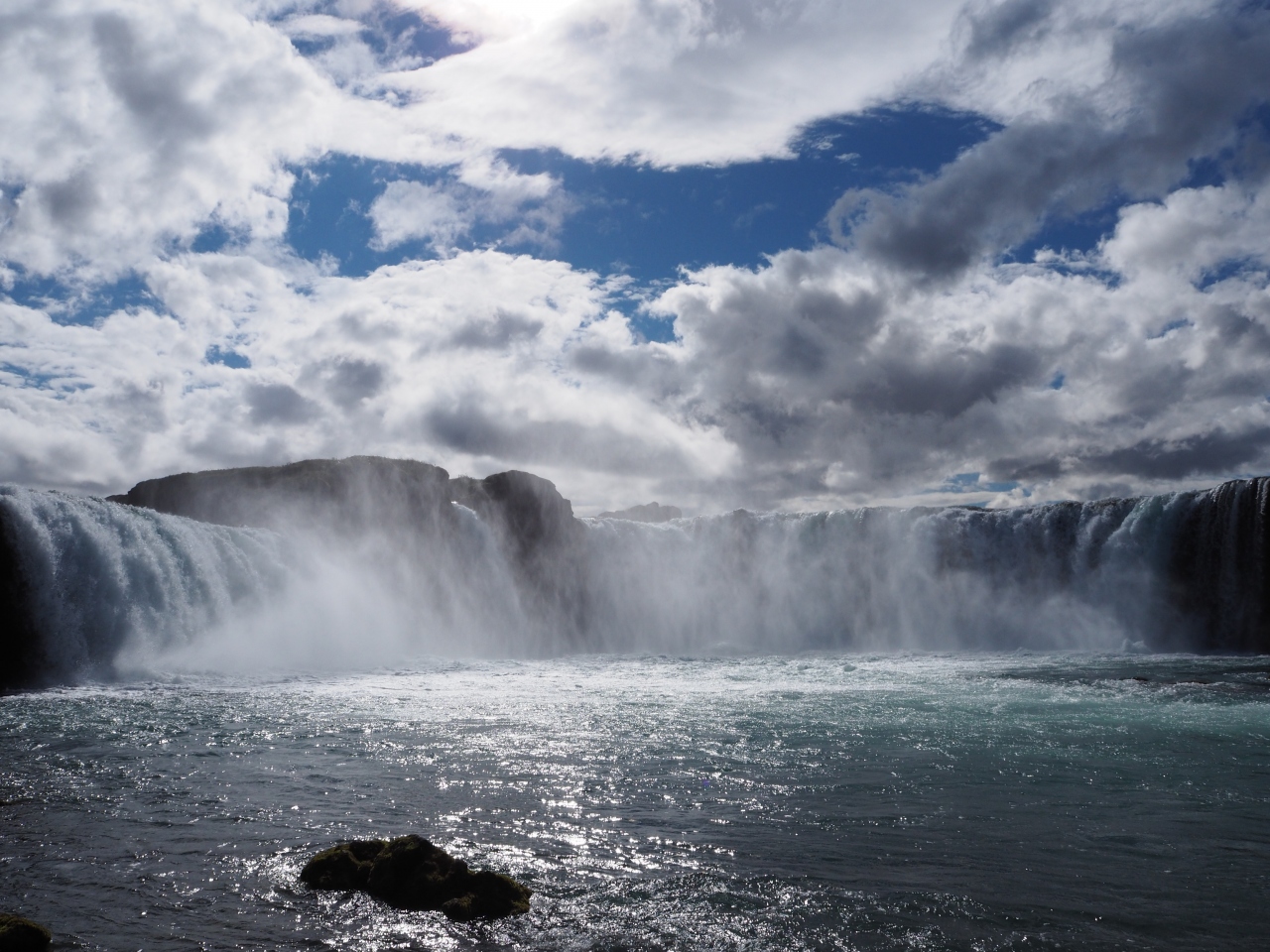 2度目のアイスランドは試練の連続 その2 Akureyri Godafoss Dettifoss アークレイリ アイスランド の旅行記 ブログ By Kanta21さん フォートラベル